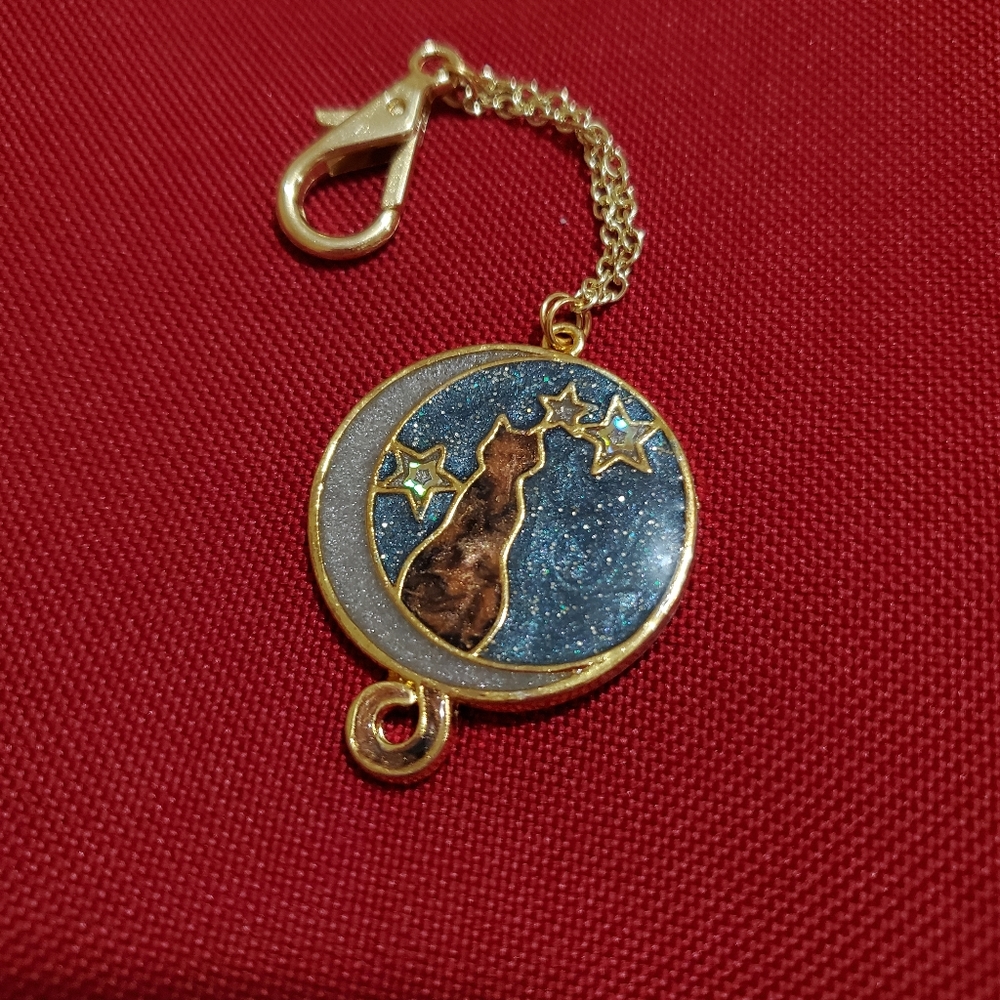 Kitty Sitting on the Moon Key Chain.